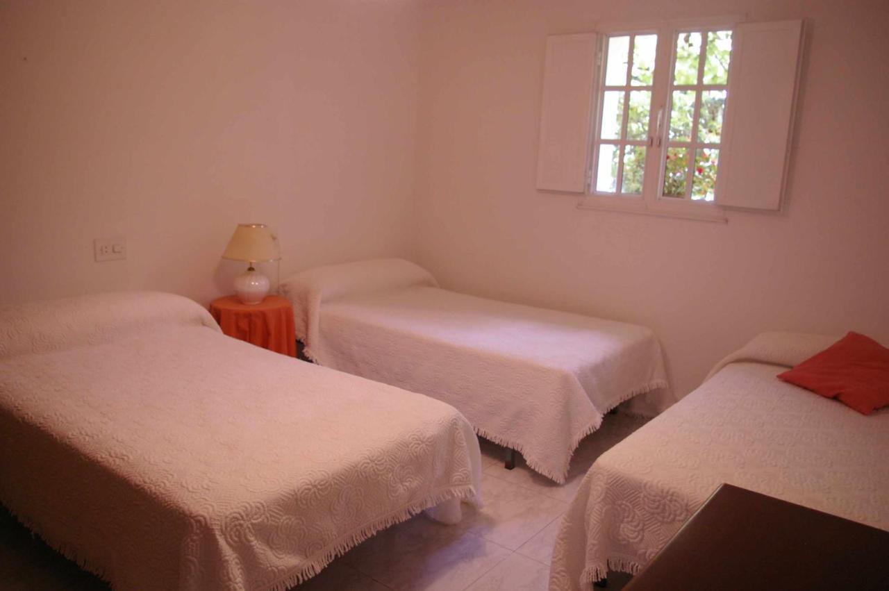 Vivienda Tradicional Con Jardin Y Patio Interior Villa บียานูเอบา เด อาโรซา ภายนอก รูปภาพ